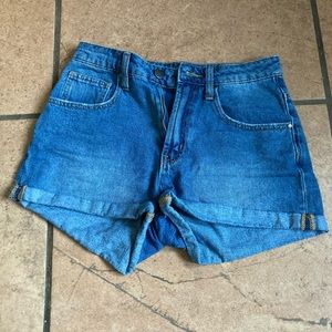 Melanie EMPYRE Jean shorts size 0